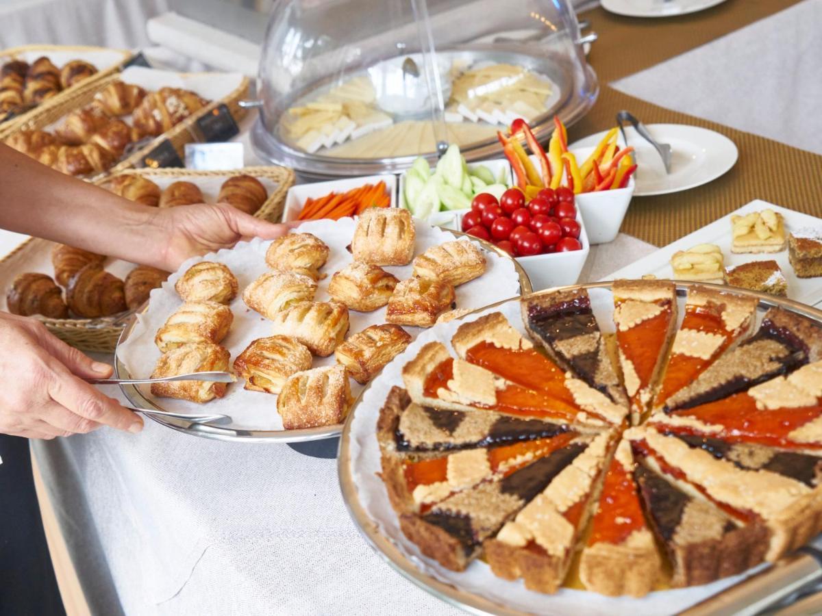 Aparthotel La Pineta 4*