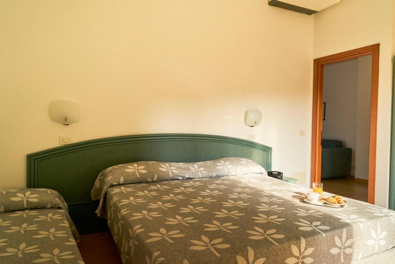 La Pineta Aparthotel 4*