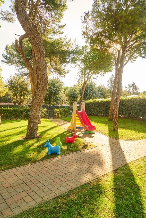 Aparthotel La Pineta 4*