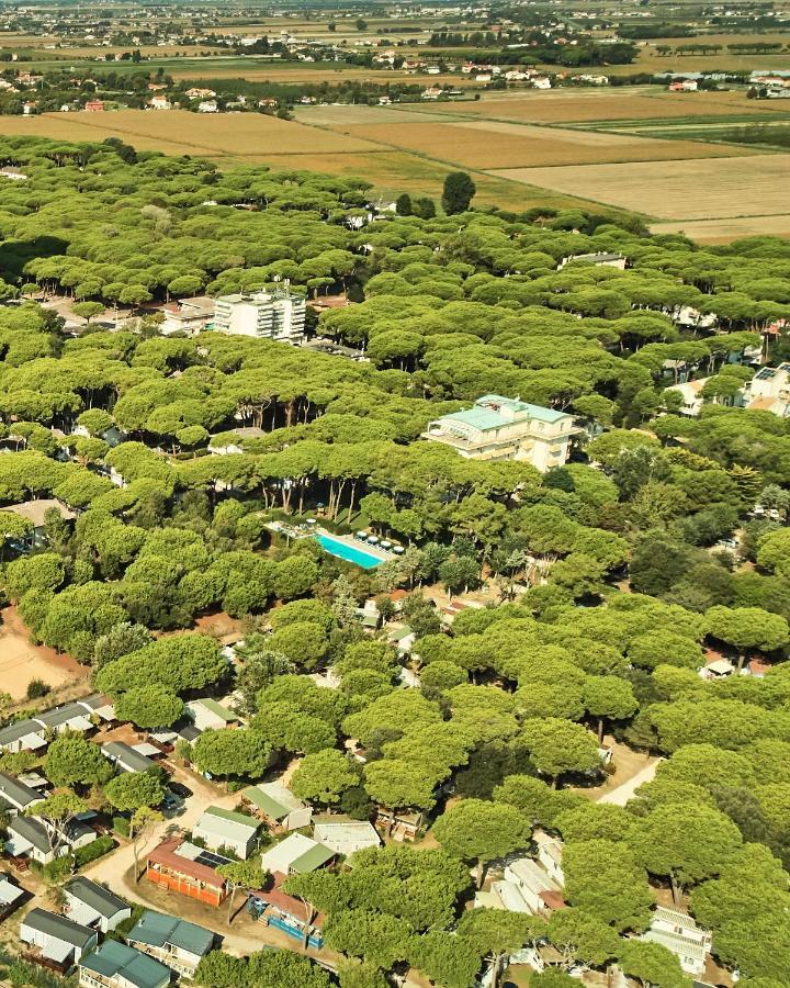 La Pineta 4*